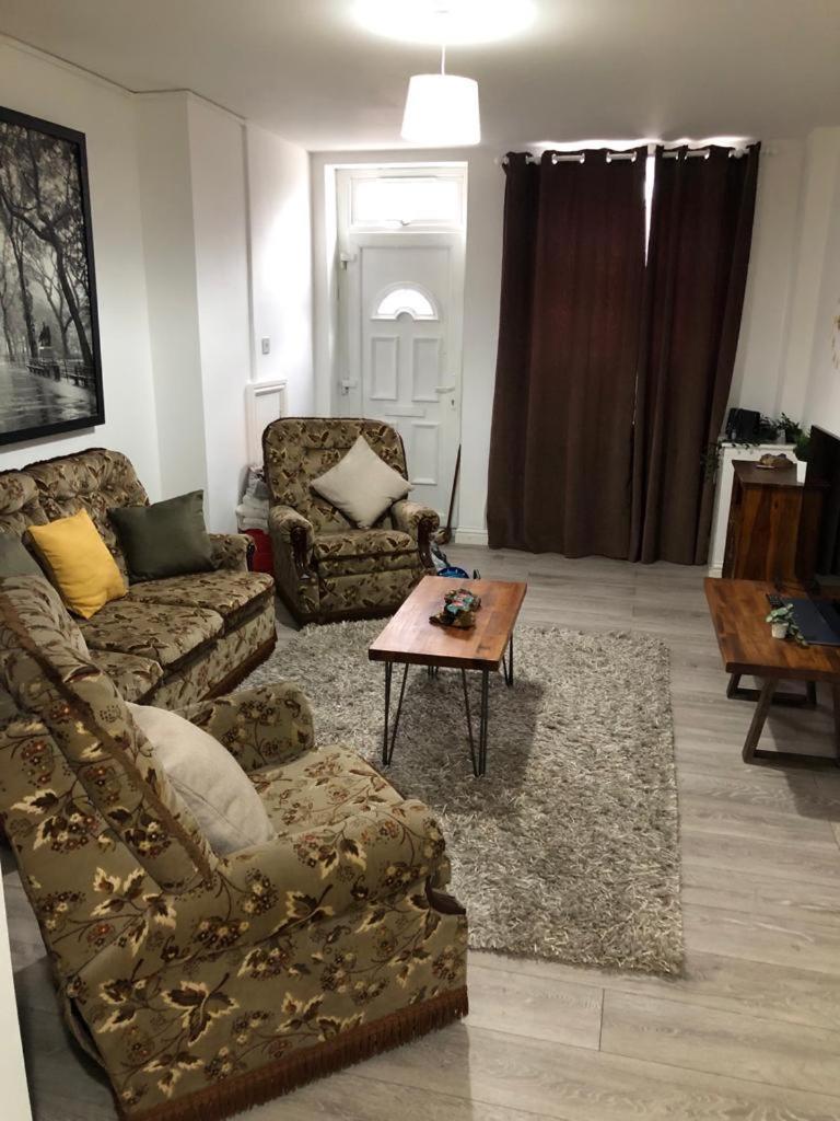 לינה וארוחת בוקר לונדון Alpha House מראה חיצוני תמונה